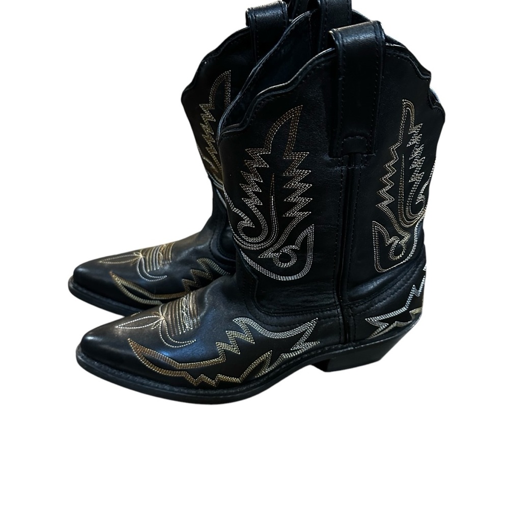 Nashville on Broadway Black Heeled Boots with Decorative Stitching 7 1/2